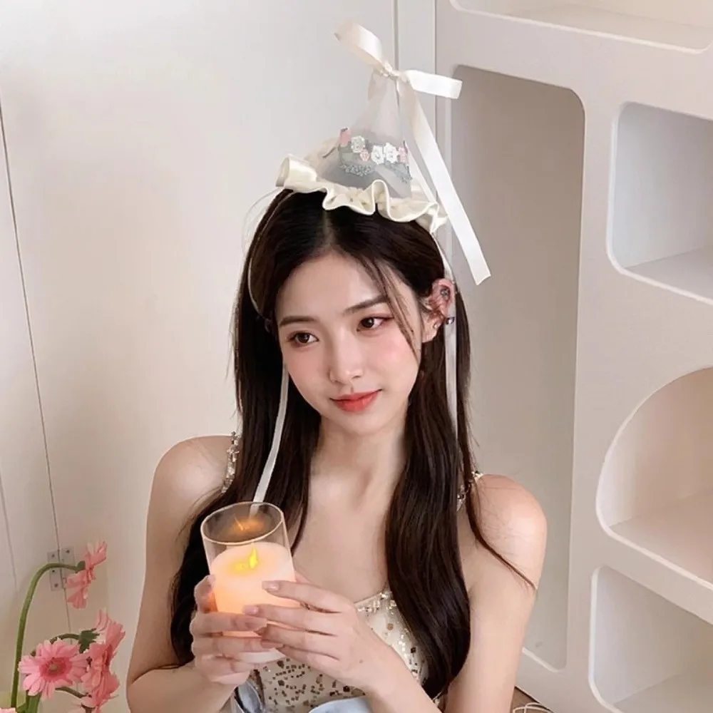 Leuke stijl geborduurde mesh v - Party Hat Cone recensie en prijs